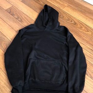 Black queens sweater